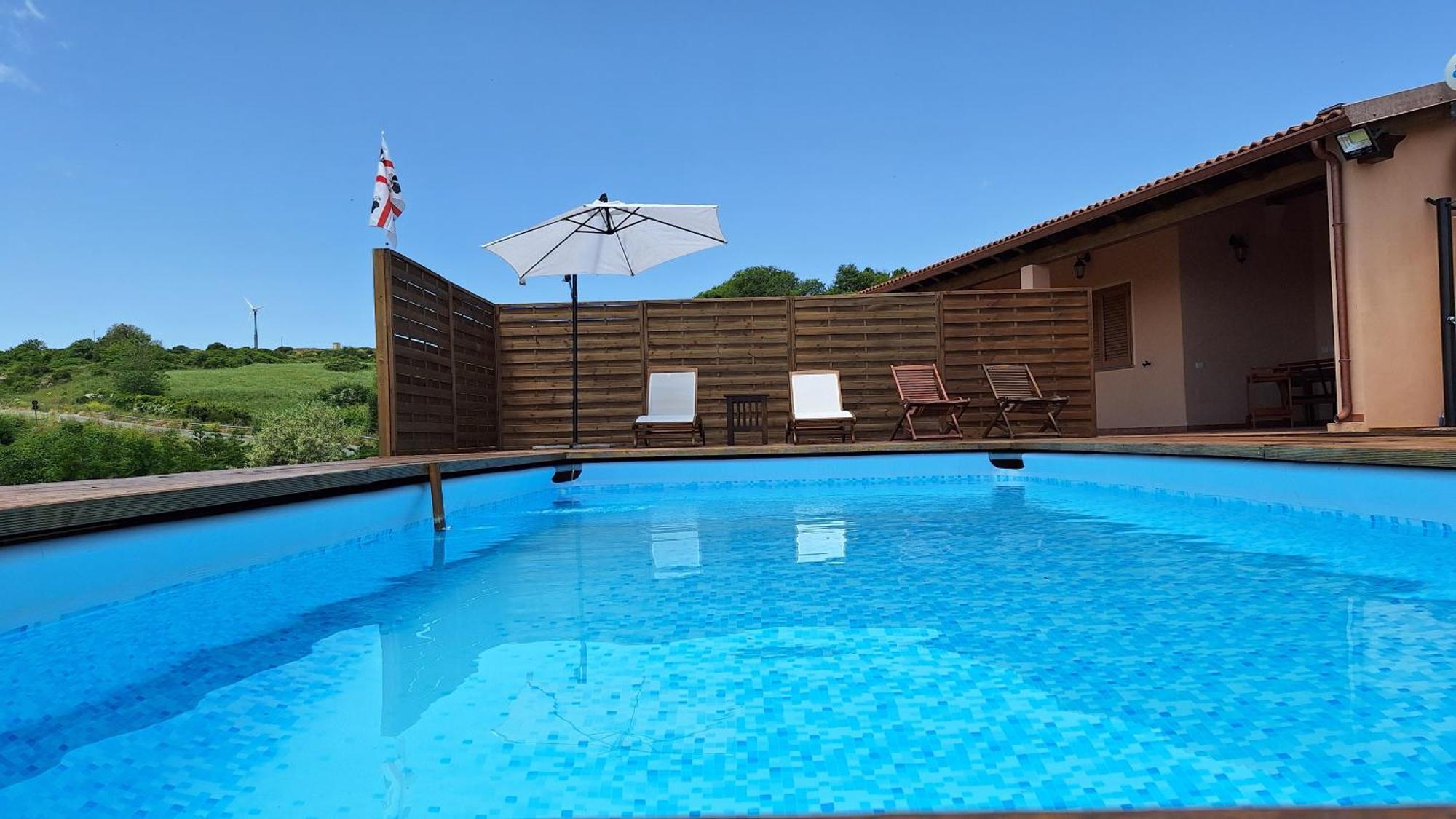 Marci Con Piscina Privata A Holiday home Nulvi